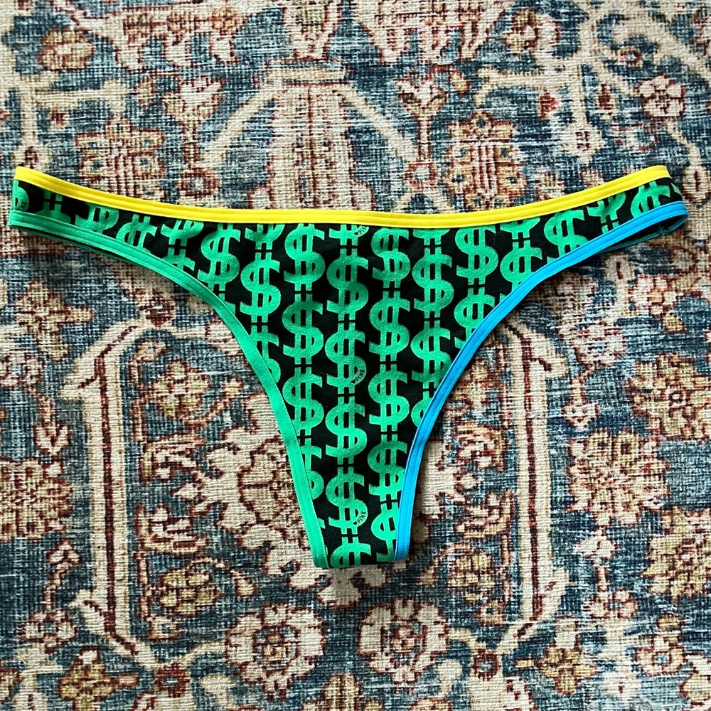 NWT Victoria’s Secret Dollar Panty